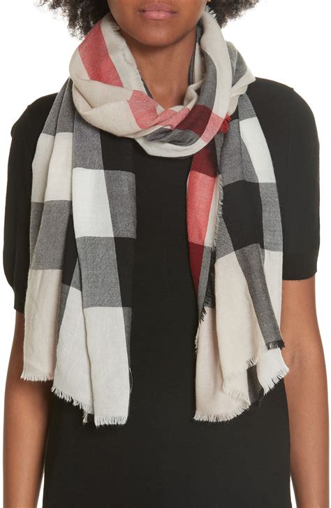 nordstrom burberry scarves for women.